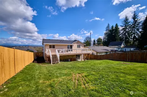 Exterior - 5304 S 3rd Ave, Everett, WA 98203 photo 7 of 10