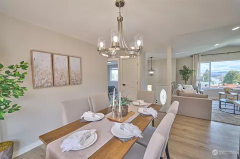 Dining - 5304 S 3rd Ave, Everett, WA 98203 photo 2 of 5