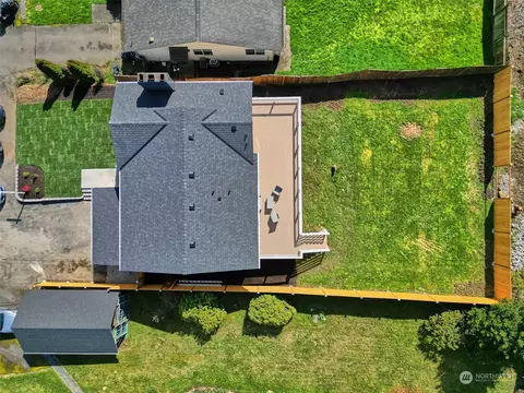 Exterior - 5304 S 3rd Ave, Everett, WA 98203 photo 10 of 10