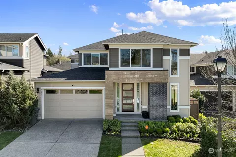 24287 SE 275th Ct, Maple Valley, WA 98038