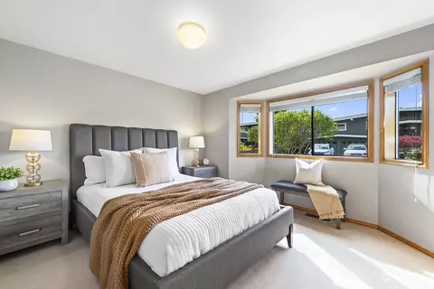 Bedroom - 635 Pine St, Edmonds, WA 98020 photo 4 of 4
