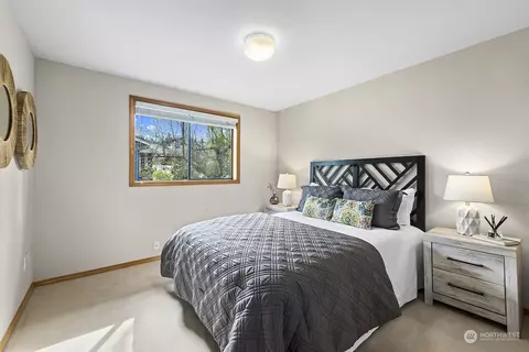 Bedroom - 635 Pine St, Edmonds, WA 98020 photo 3 of 4