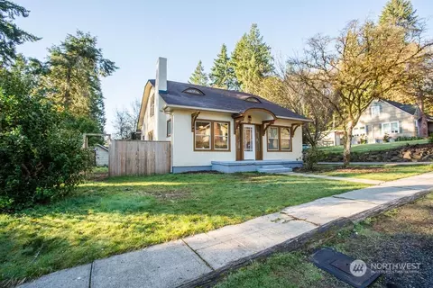 309 NW Washington St, Winlock, WA 98596