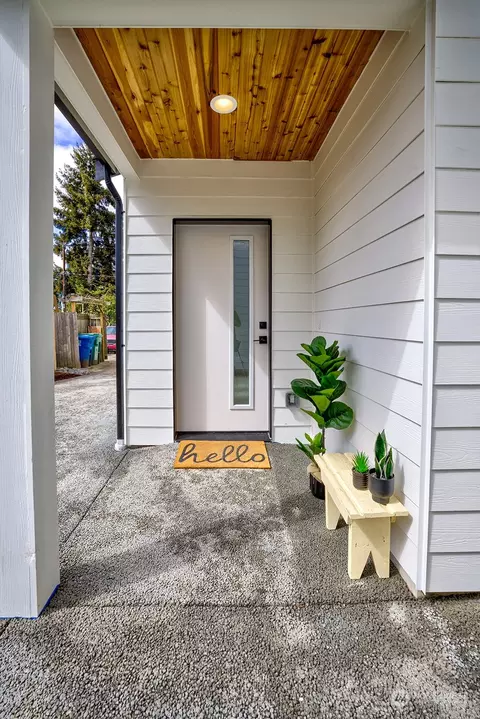 11320 B 14th Ave NE, Seattle, WA 98125