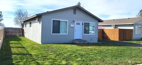 416 K St SE, Quincy, WA 98848