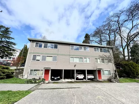 8800 Nesbit Ave N, Seattle, WA 98103