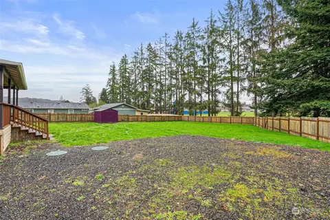 Exterior - 17 Maple Leaf St, Raymond, WA 98577 photo 9 of 11