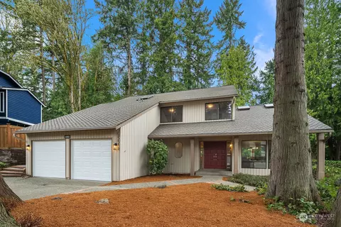 16902 SE 40th Pl, Bellevue, WA 98008