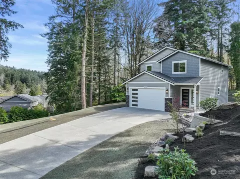 6710 Silver Springs Dr NW, Gig Harbor, WA 98335