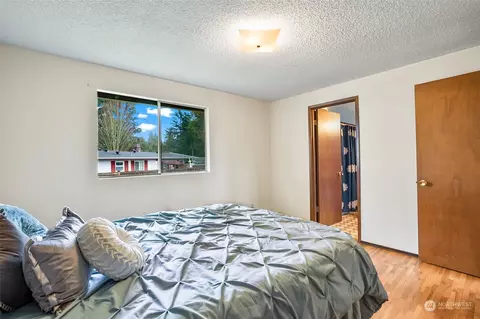 Bedroom - 6329 Sycamore Pl, Everett, WA 98203 photo 2 of 5
