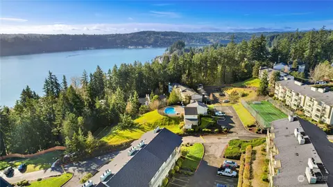 1750 W Sunn Fjord Ln #G103, Bremerton, WA 98312