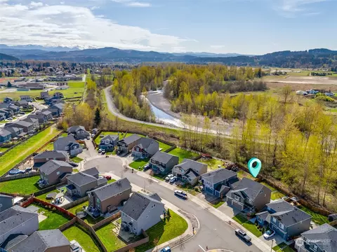 View/Area - 913 Ofarrell Ln NW, Orting, WA 98360 photo 3 of 4