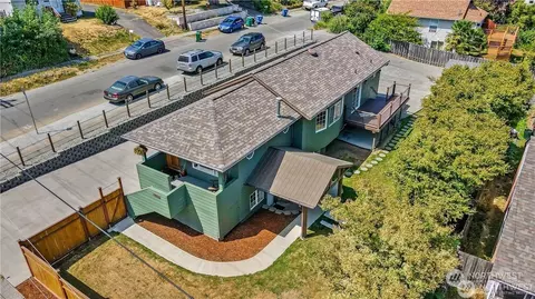 1802 SW Holden St, Seattle, WA 98106