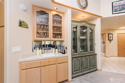 Kitchen - 195 Fairway Dr, Sequim, WA 98382 photo 6 of 6
