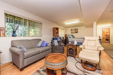 Living - 195 Fairway Dr, Sequim, WA 98382 photo 4 of 4