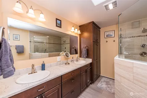 Bath - 195 Fairway Dr, Sequim, WA 98382 photo 1 of 5