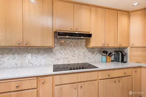 Kitchen - 195 Fairway Dr, Sequim, WA 98382 photo 3 of 6