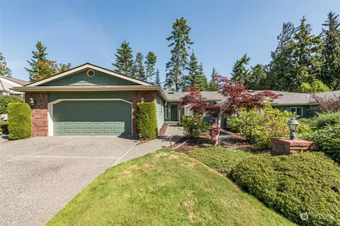195 Fairway Dr, Sequim, WA 98382