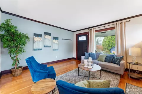Living - 1114 Wetmore Ave, Everett, WA 98201 photo 3 of 3