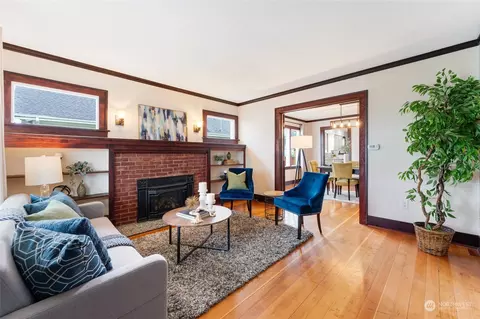 Living - 1114 Wetmore Ave, Everett, WA 98201 photo 1 of 3