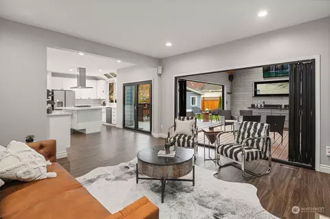 Living - 3210 145th Pl SE, Mill Creek, WA 98012 photo 5 of 5