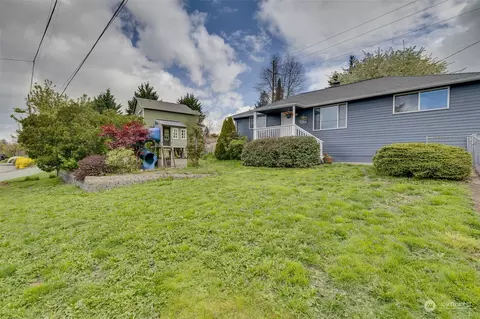 1814 S Davis Ave, Renton, WA 98055