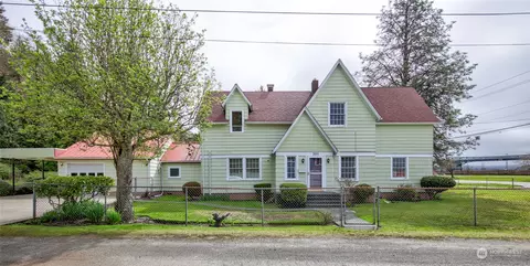 305 19th St, Hoquiam, WA 98550