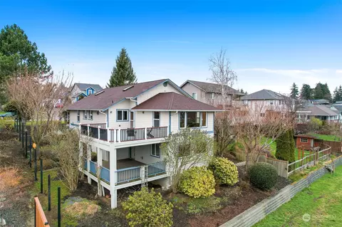 5938 Artist Dr, Ferndale, WA 98248