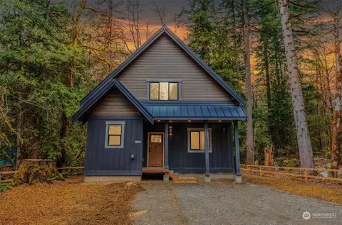 12205 757th Ave NE, Skykomish, WA 98288
