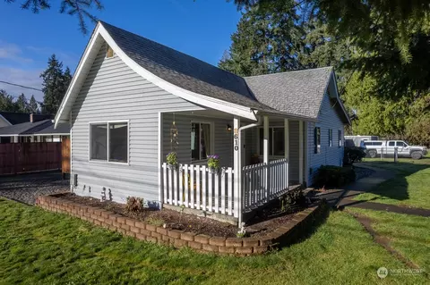 8610 24th Ave E, Tacoma, WA 98445