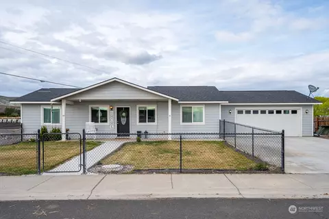 19 Grant Dr, Ephrata, WA 98823