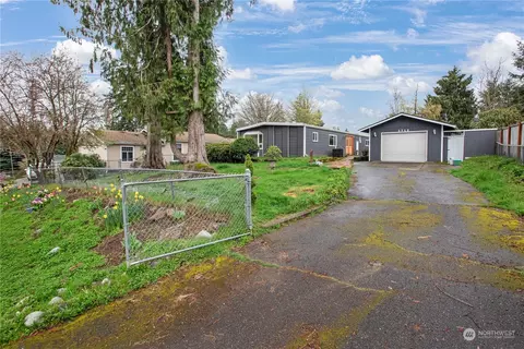 3719 Eagle Dr NE, Olympia, WA 98516