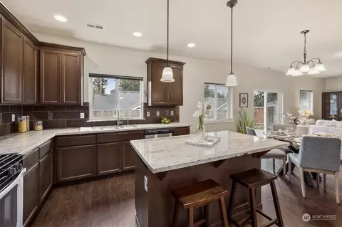 Kitchen - 20309 40th Ave E, Spanaway, WA 98387 photo 1 of 2