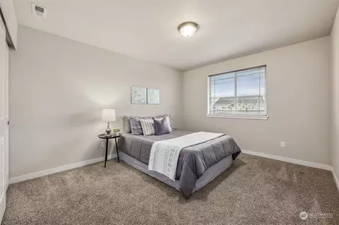 Bedroom - 20309 40th Ave E, Spanaway, WA 98387 photo 4 of 5