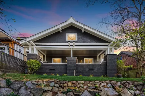 5750 29th Ave NE, Seattle, WA 98105