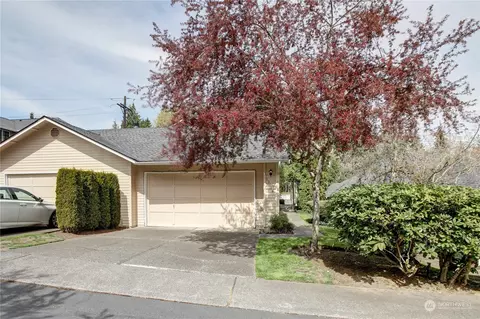 13316 NE 89th St, Redmond, WA 98052