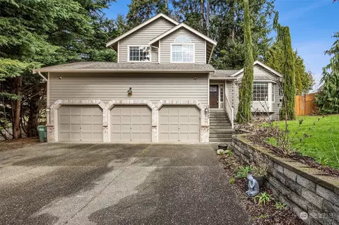 21813 116th Street Ct E, Bonney Lake, WA 98391
