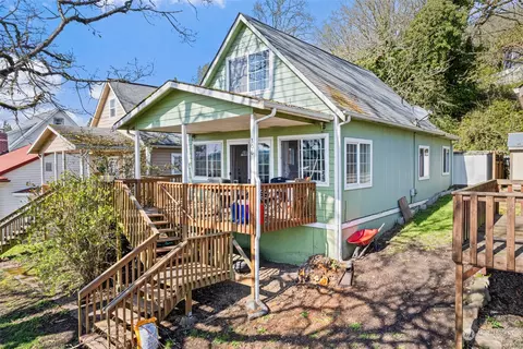 306 NE Washington Ave, Chehalis, WA 98532