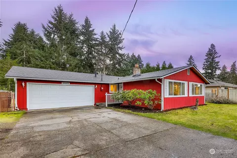 11122 122nd St E, Puyallup, WA 98374