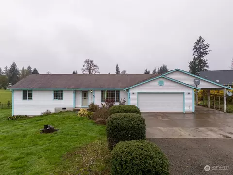 444 Bond Rd, Castle Rock, WA 98611