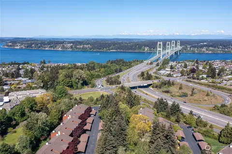 7322 N Skyview Pl #E202, Tacoma, WA 98406