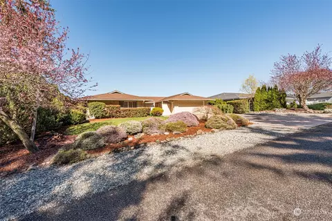 Exterior - 653 Brigadoon Blvd, Sequim, WA 98382 photo 7 of 10