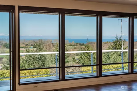 Living - 653 Brigadoon Blvd, Sequim, WA 98382 photo 1 of 4