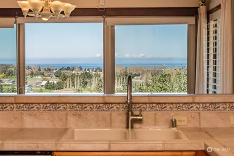 Bath - 653 Brigadoon Blvd, Sequim, WA 98382 photo 2 of 7