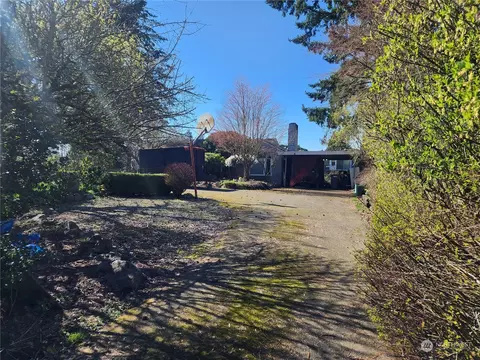 16025 124th Ave NE, Woodinville, WA 98072