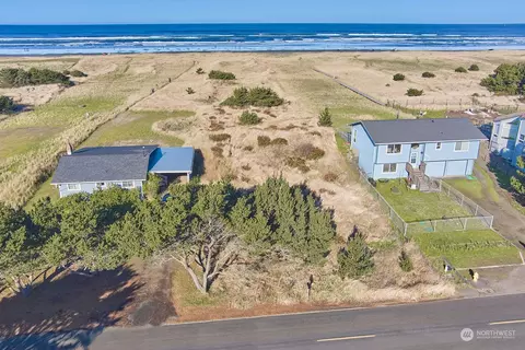 29515 G St, Ocean Park, WA 98640