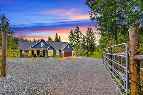 17502 100th St NW, Vaughn, WA 98394