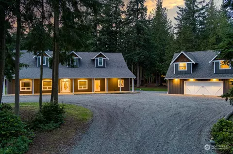 694 Plum Creek Ln, Coupeville, WA 98239