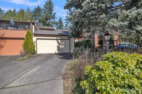 7617 Zircon Dr SW, Lakewood, WA 98498