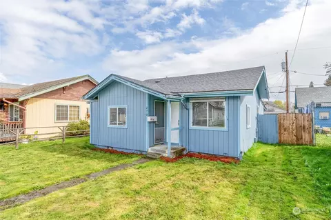 270 17th Ave, Longview, WA 98632